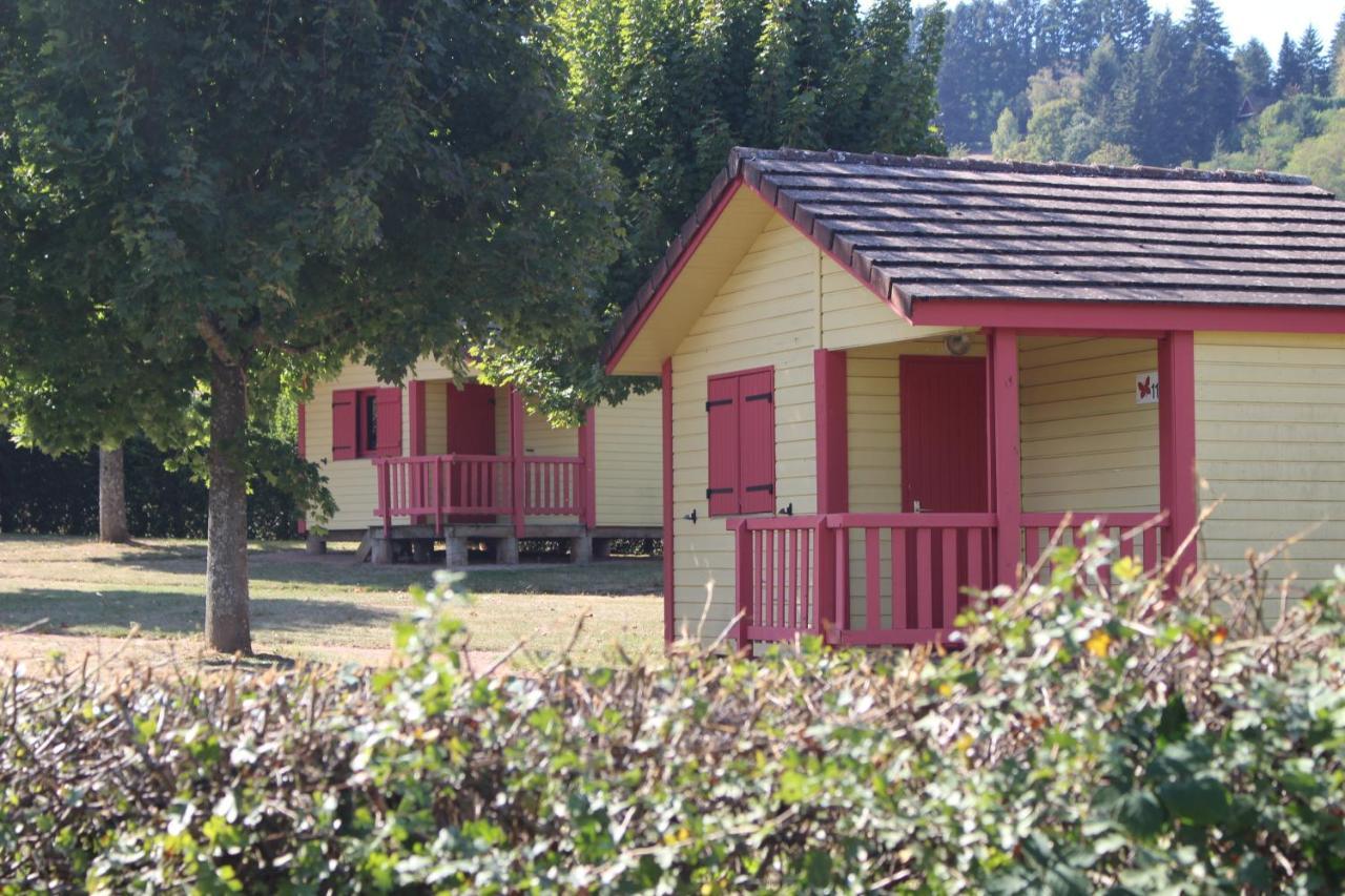 Camping Les Feuilles Chauffailles 外观 照片