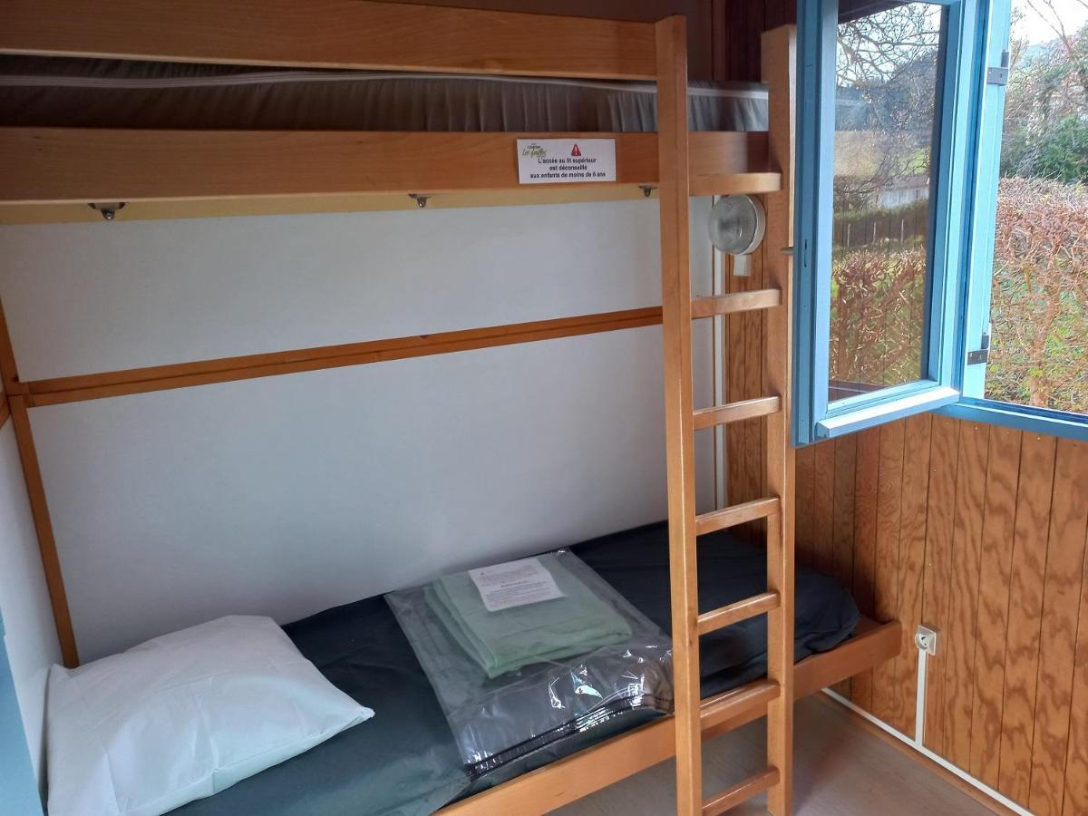 Camping Les Feuilles Chauffailles 外观 照片
