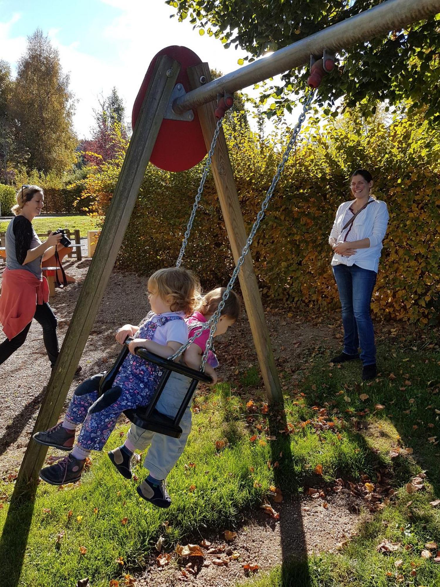 Camping Les Feuilles Chauffailles 外观 照片