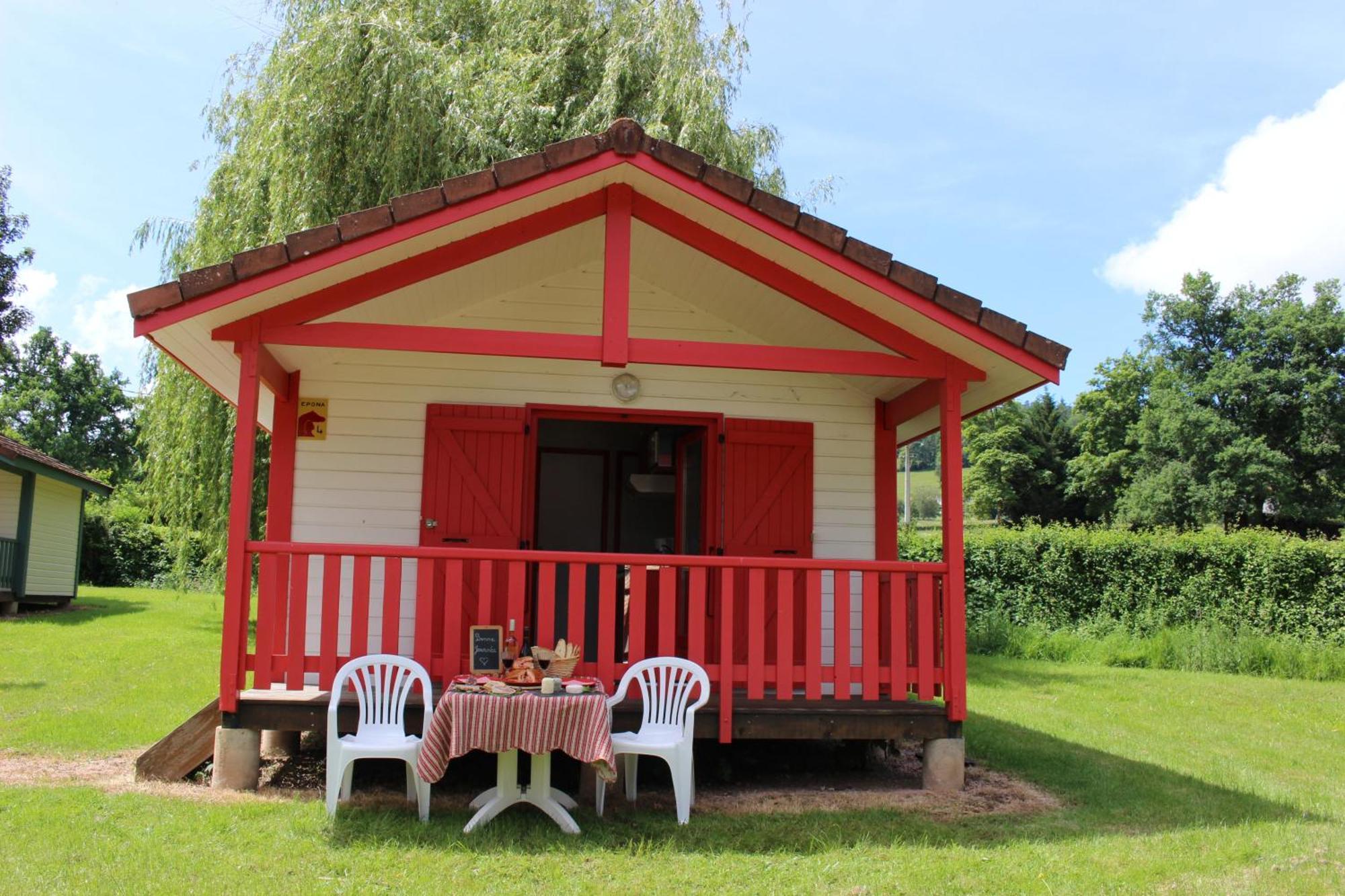 Camping Les Feuilles Chauffailles 外观 照片